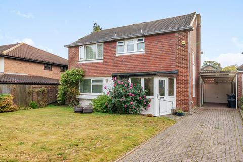 4 bedroom detached house for sale - Forge Close, Hayes