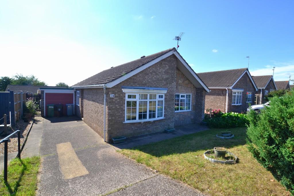 Winchester Road, Grantham 3 bed detached bungalow for sale £270,000