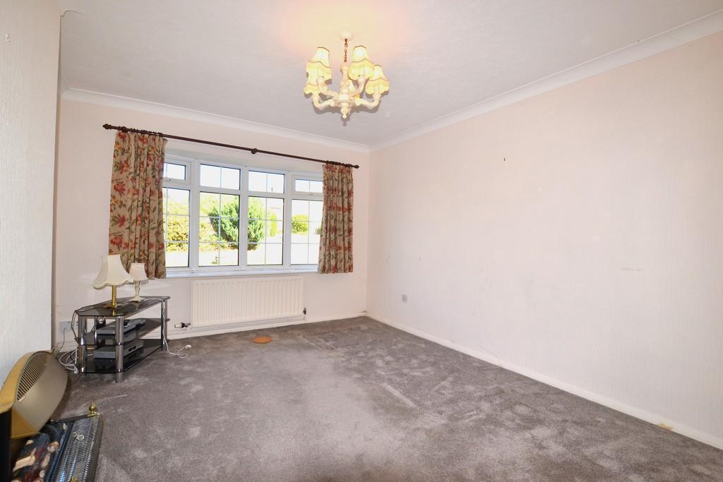 Winchester Road, Grantham 3 bed detached bungalow for sale £270,000