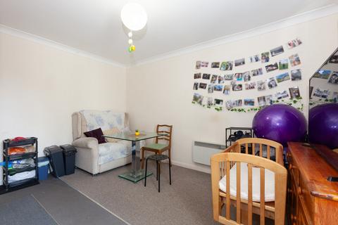 1 bedroom ground floor flat for sale - Lizmans Court, Silkdale Close