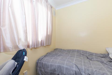1 bedroom ground floor flat for sale - Lizmans Court, Silkdale Close