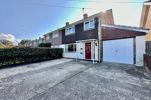 3 bedroom semi-detached house for sale - Maple Road, Hythe, Southampton