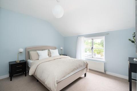 2 bedroom terraced house for sale - Oakdene Road, Brockham