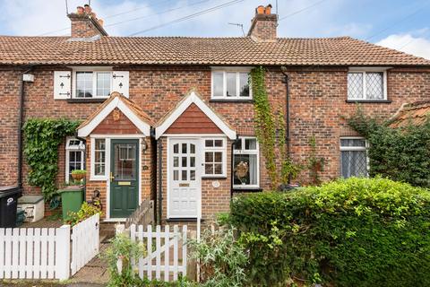 43 Oakdene Road, Brockham, Betchworth, RH3 7JU
