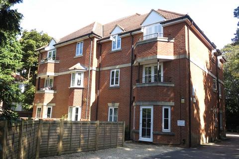 2 bedroom ground floor flat to rent, Wellington Road, Bournemouth