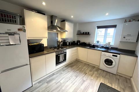2 bedroom ground floor flat to rent, Wellington Road, Bournemouth