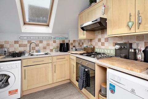 2 bedroom apartment for sale, Hermosa Road, Teignmouth