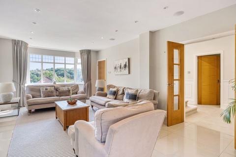 24 Riddlesdown Avenue, Purley, CR8 1JG