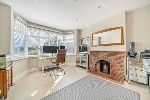 24 Riddlesdown Avenue, Purley, CR8 1JG
