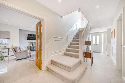24 Riddlesdown Avenue, Purley, CR8 1JG