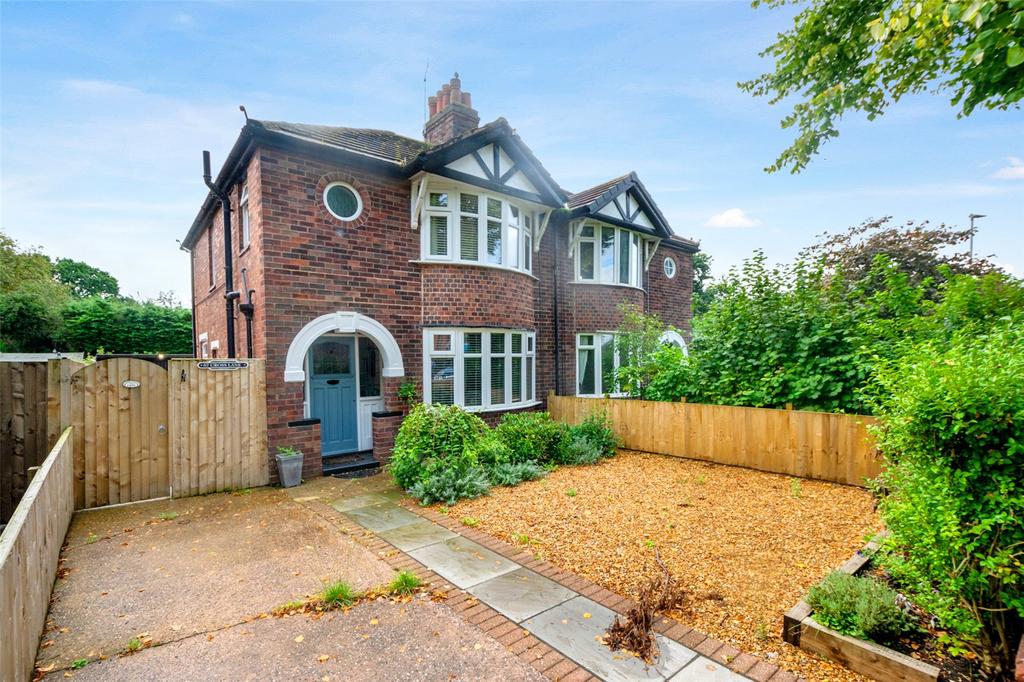 Cross Lane, Middlewich 3 bed semidetached house for sale £215,000