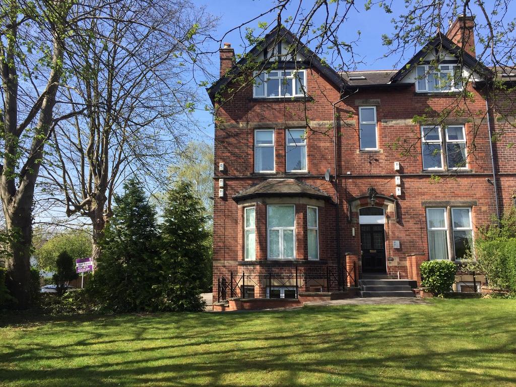 Weetwood Lodge, Weetwood Lane, Weetwood, Leeds, LS16 1 bed flat - £825 ...