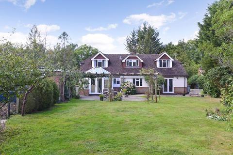 4 bedroom detached house for sale, Chalk Road, Ifold