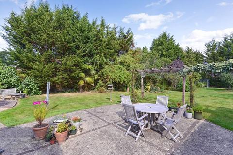 Springfields Chalk Road, Ifold, Billingshurst, RH14 0UD