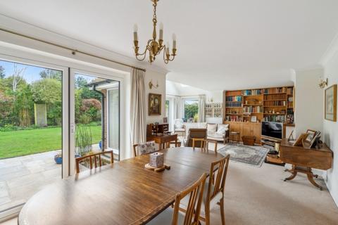 1 Birkett Way, Chalfont St Giles, HP8 4BH
