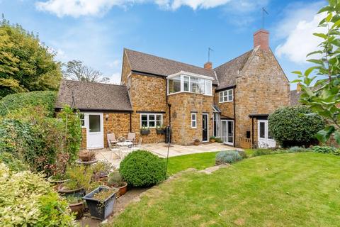 3 bedroom cottage for sale - Parsons Street, Adderbury