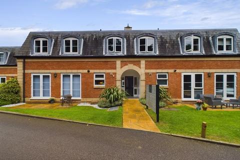 2 bedroom apartment for sale - Worth, Crawley