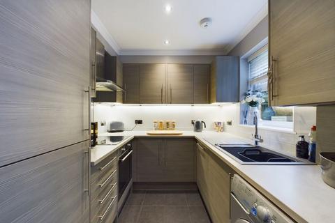 2 bedroom apartment for sale - Worth, Crawley
