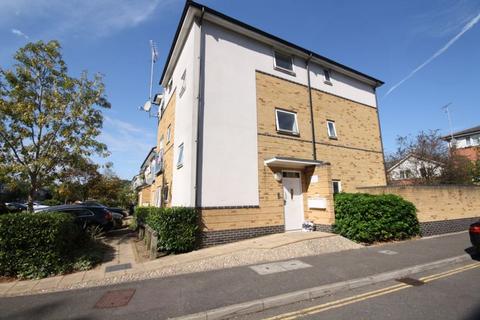 Founders Close, Northolt