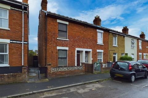 102 Cecil Road, Gloucester, GL1 5HQ