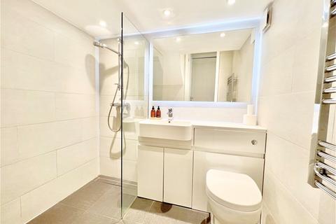 Studio to rent, Fitzjohns Avenue, Hampstead