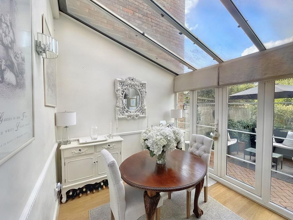Pembroke Road, Bromley BR1 3 bed terraced house for sale £560,000