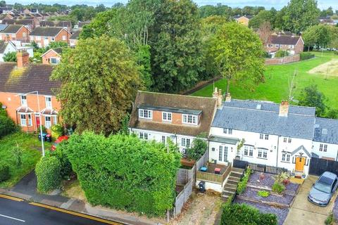 186 Buckingham Road, Bletchley, Milton Keynes, MK3 5JB