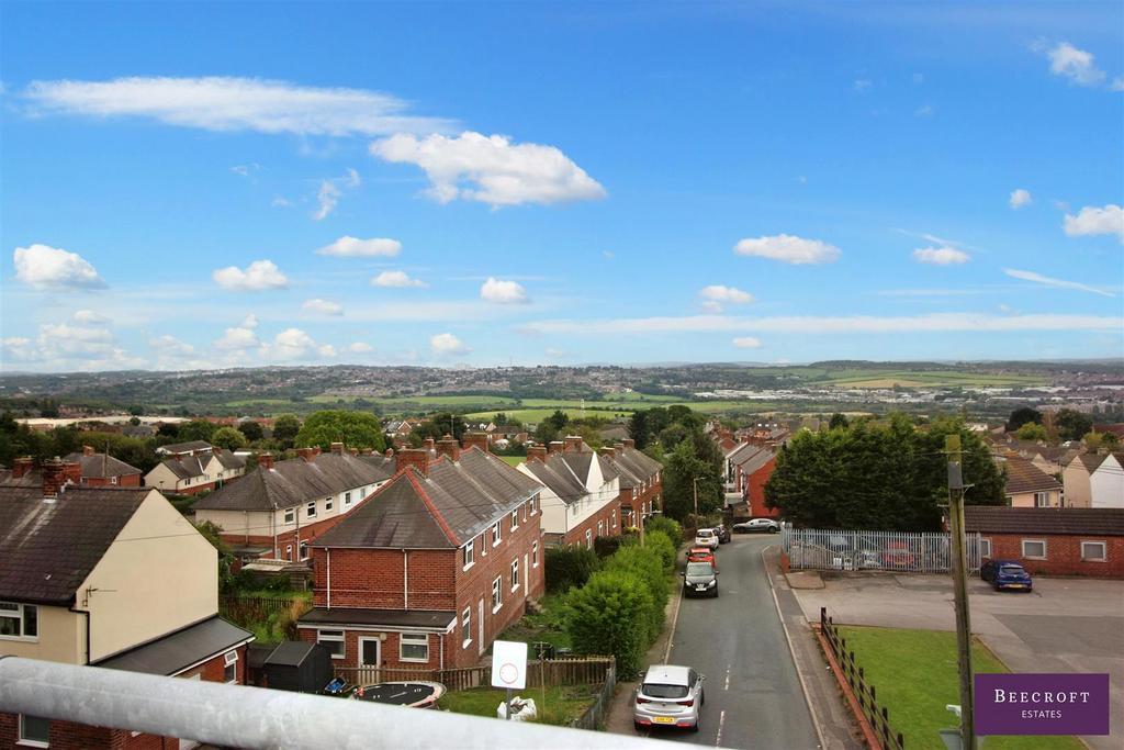 The Views, New Road, Staincross, Barnsley 2 bed apartment for sale £110,000