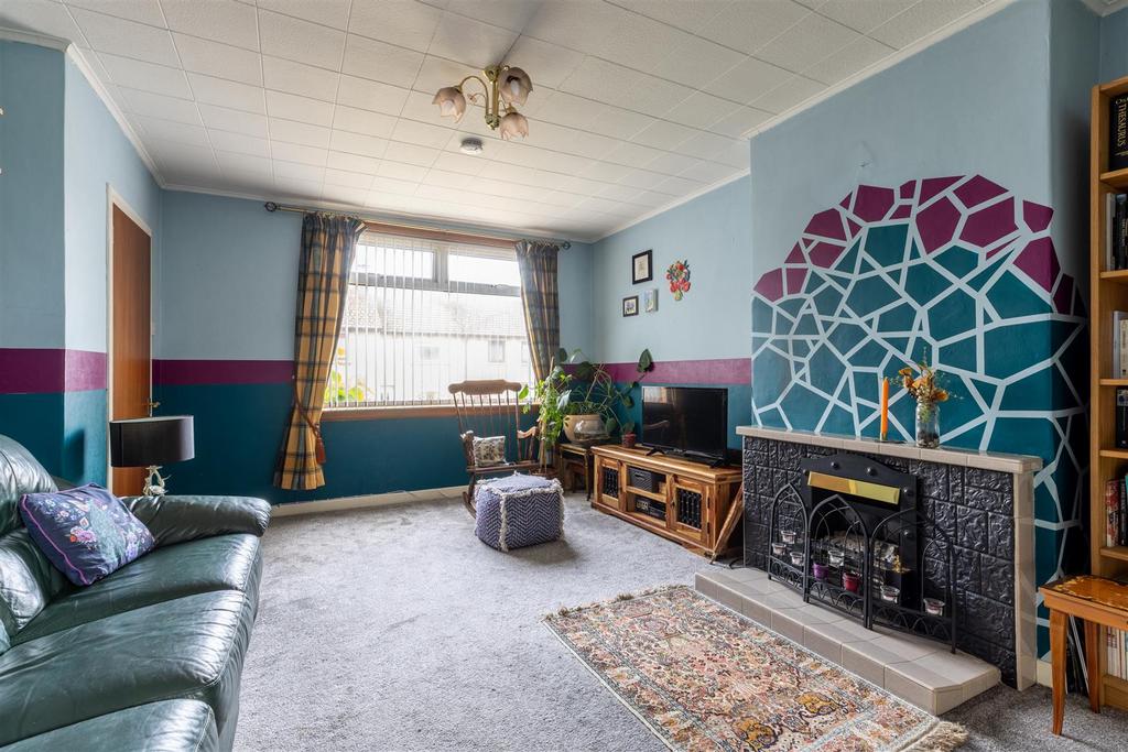 Strathmore Avenue, Forfar 2 bed house £79,995