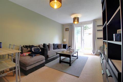 42 Cherrington Drive, Abbeymead, Gloucester, GL4 4XW