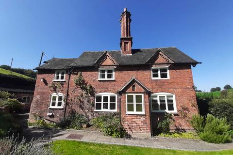 4 bedroom detached house to rent, Ashbourne, Derbyshire