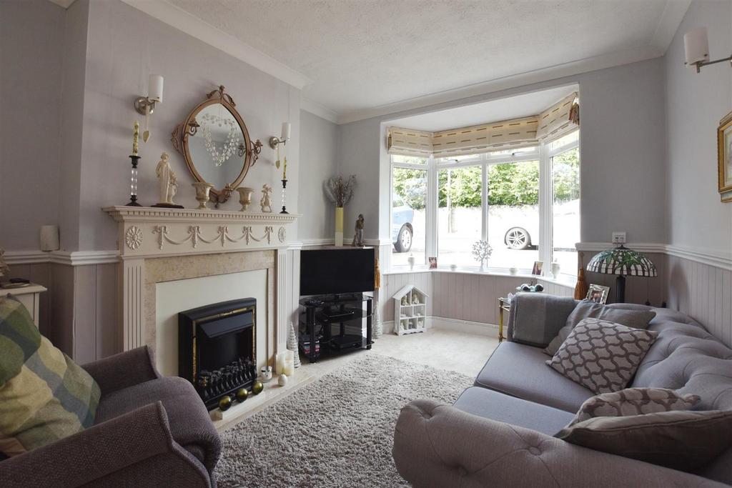 Priory Road, Stamford 3 bed semidetached house for sale £350,000