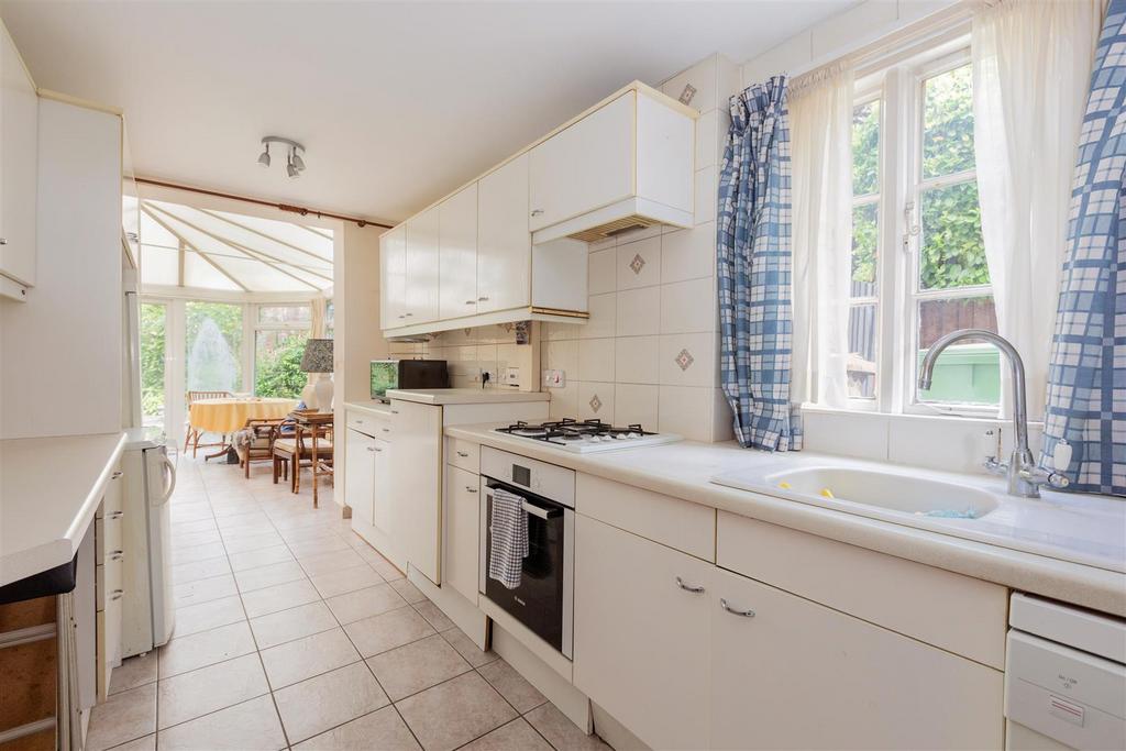 32 Northfield End-12.jpg