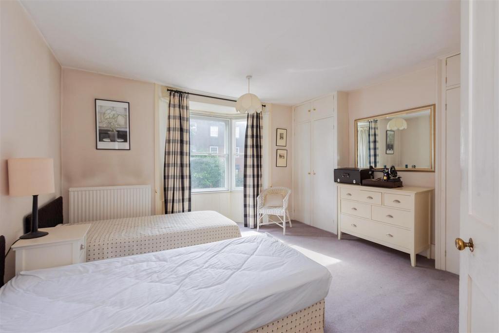 32 Northfield End-7.jpg