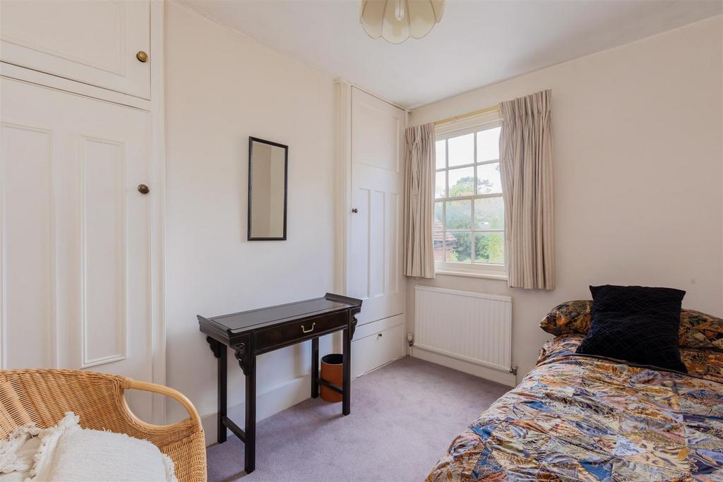 32 Northfield End-9.jpg