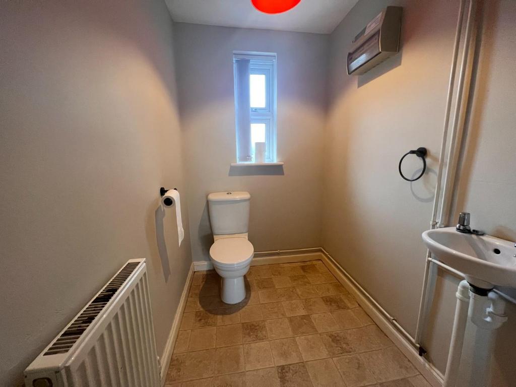 Downstairs cloakroom.jpg