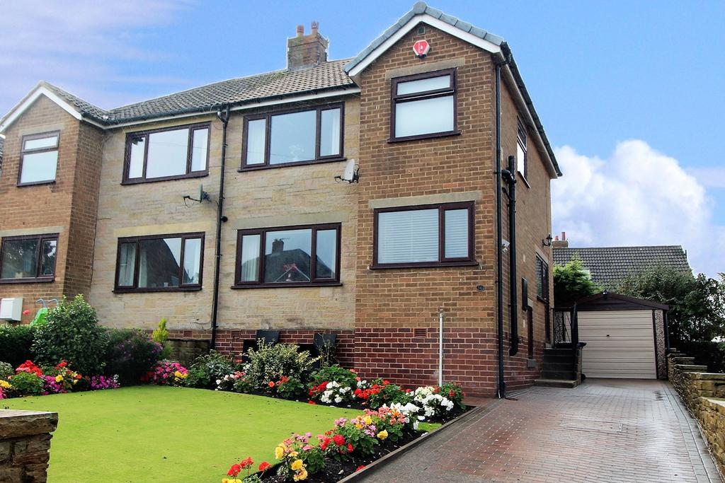 Westburn Crescent, Keighley, BD22 3 bed semidetached house £189,995