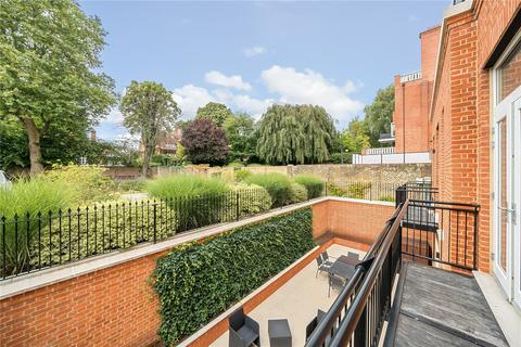 3 bedroom apartment for sale - Fitzjohns Avenue, Hampstead, London, NW3