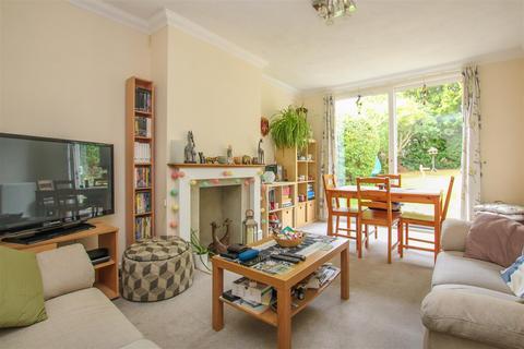 3 bedroom detached bungalow for sale, Hogarth Avenue, Brentwood