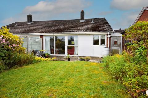 2 bedroom semi-detached bungalow for sale - Gorstey Lea, Burntwood, WS7