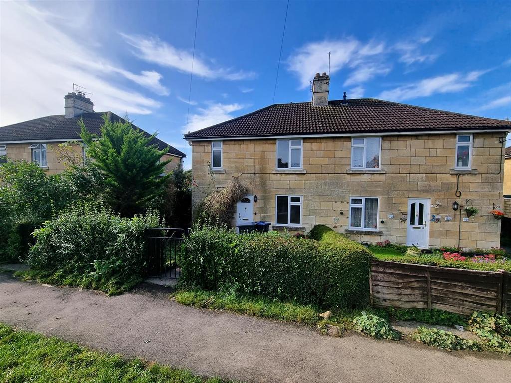 Culver Road, BradfordOnAvon 3 bed semidetached house £210,000
