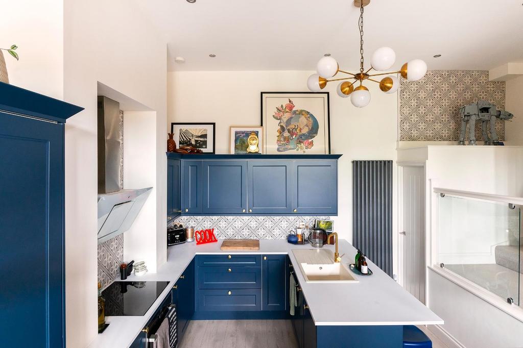 DAORDLOWSTOC231 - Kitchen E.jpg