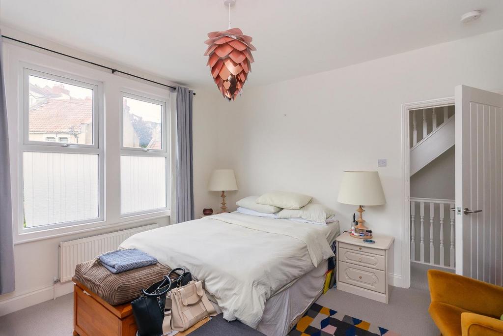 DAORDLOWSTOC231 - Bedroom F.jpg