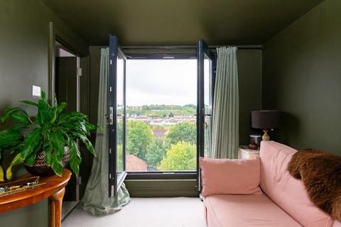 132 Cotswold Road, Bedminster, Bristol, BS3 4NS
