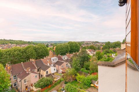 132 Cotswold Road, Bedminster, Bristol, BS3 4NS
