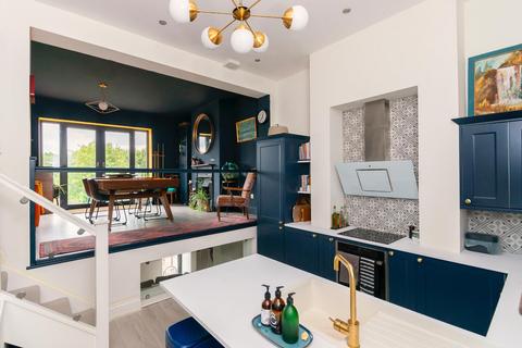 132 Cotswold Road, Bedminster, Bristol, BS3 4NS