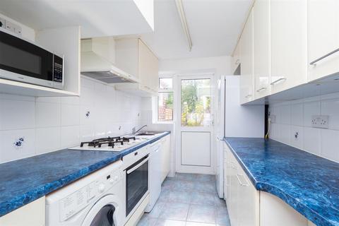 46 Ashleigh Gardens, Sutton, SM1 3EN