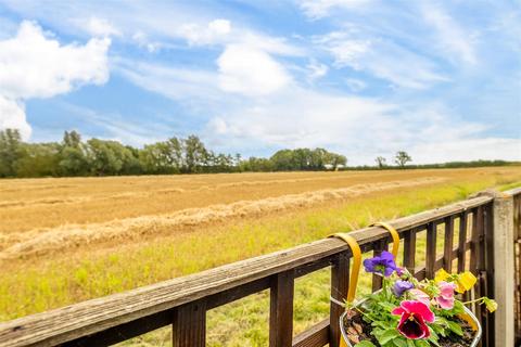 4 bedroom bungalow for sale, Bridge Lane, Scopwick, Lincoln