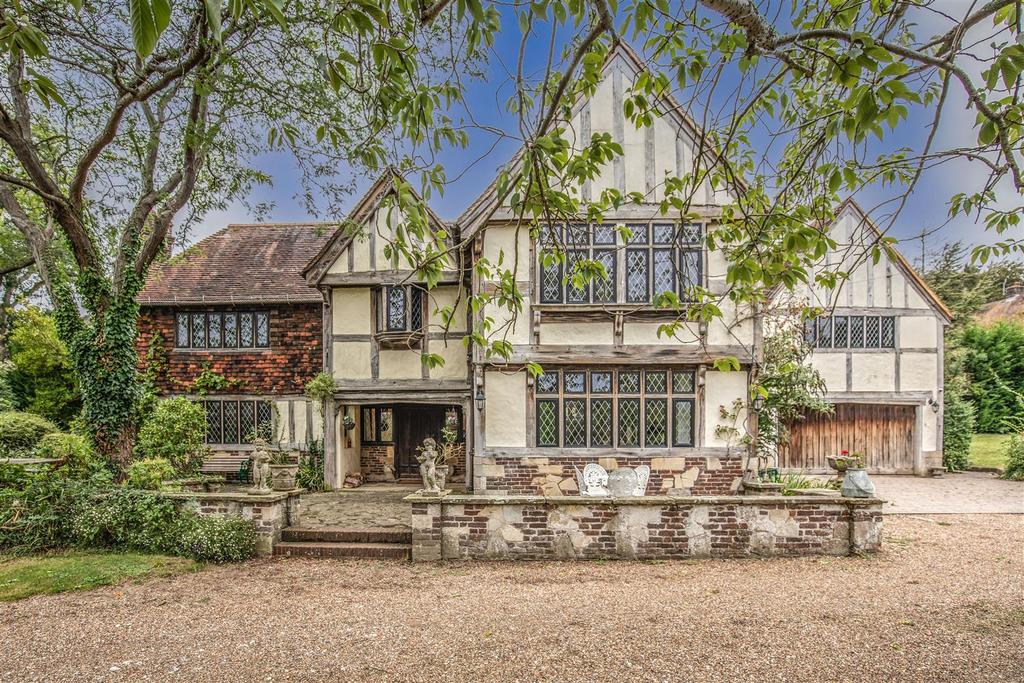 Kingston Road, Lewes 5 bed detached house £1,500,000