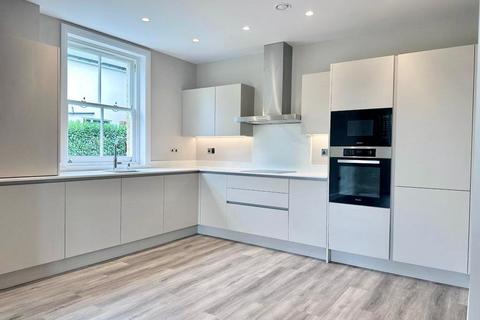 2 bedroom apartment for sale - Camlet Way, Hadley Wood